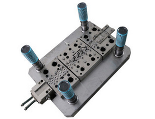 1547618339282579.png 什么是多工位級(jí)進(jìn)模?